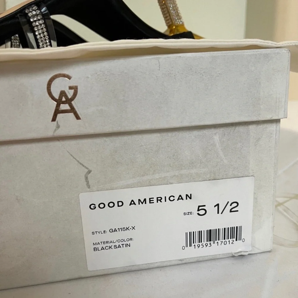 GOOD AMERICAN Open Square Toe Rhinestone Strappy Heels Black Satin Size 5.5 NIB‎ - Picture 8 of 10